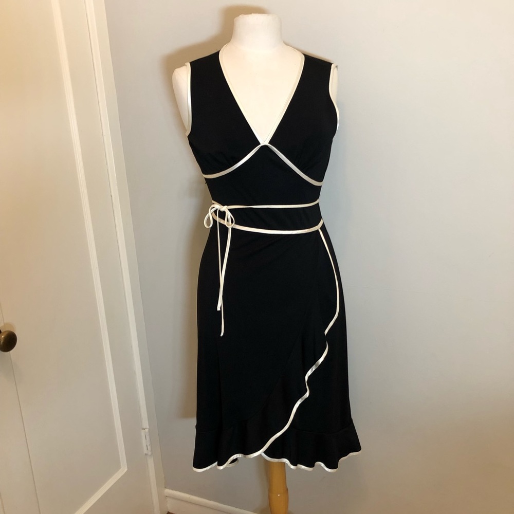 Black and cream dress with tie